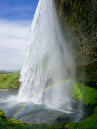 Serene Cascade Days