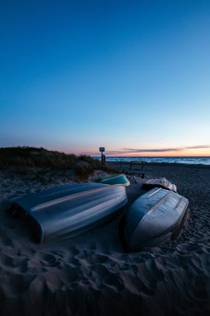 Coastal Canvas Glow