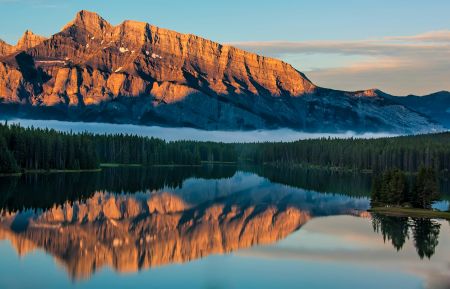 Serene Alpine Reflection